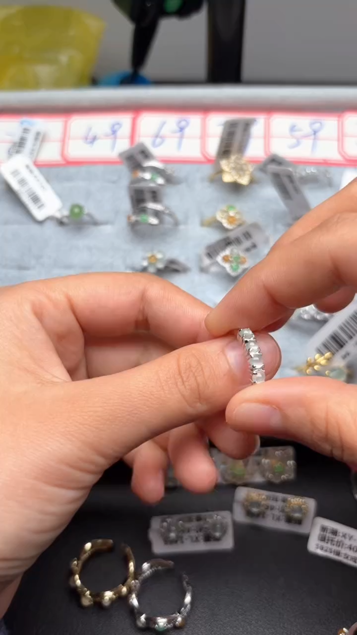 【闪购商品】翡翠戒指银S925镶嵌缅甸A货翡翠S925银镶嵌