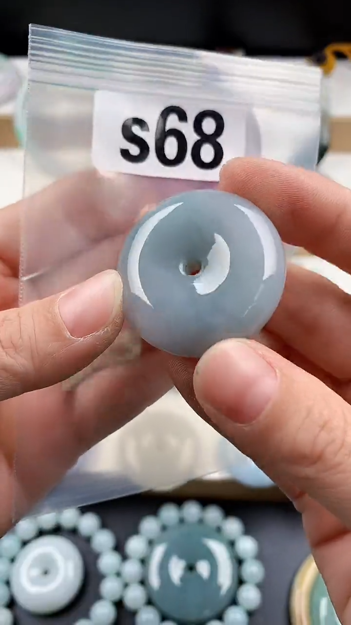 颈饰未镶嵌翡翠天然翡翠吊坠挂件