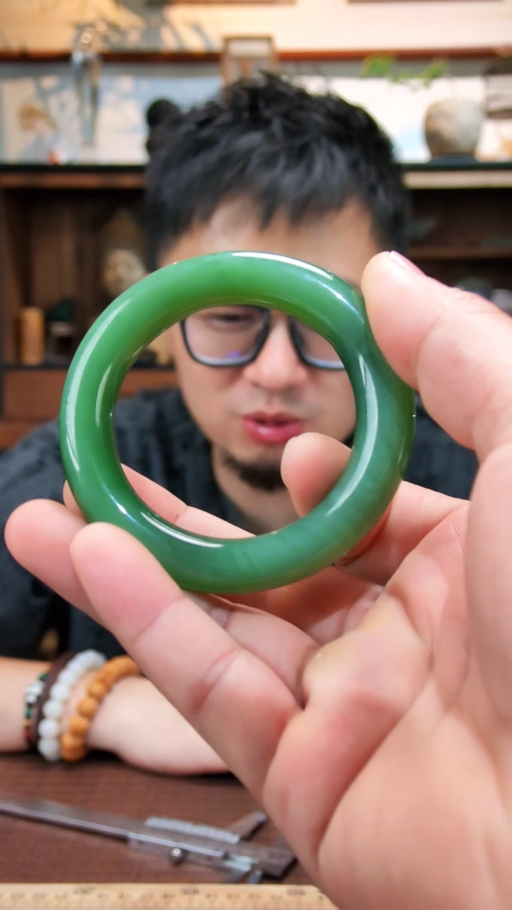 未镶嵌手镯和田玉19和田玉手镯XE00412