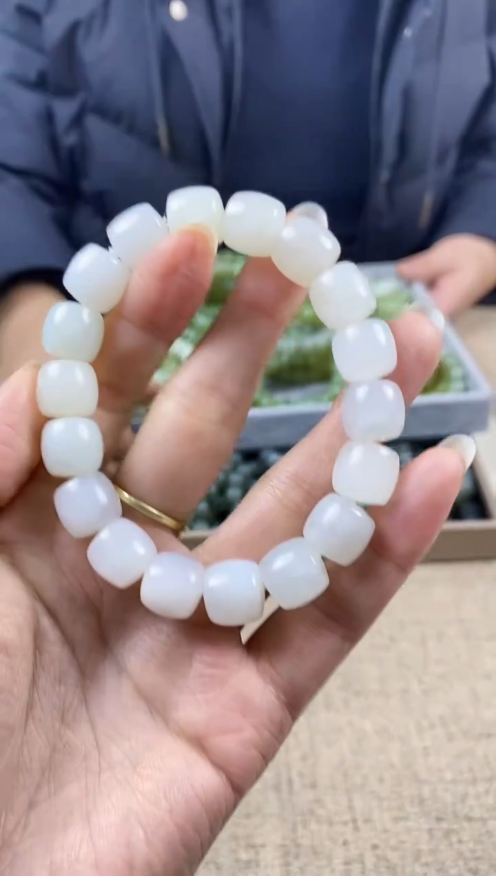 未镶嵌手串和田玉5d-9