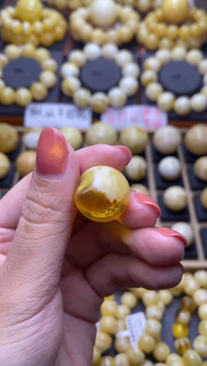 【闪购商品】琥珀裸石未镶嵌大小姐珠宝严选100