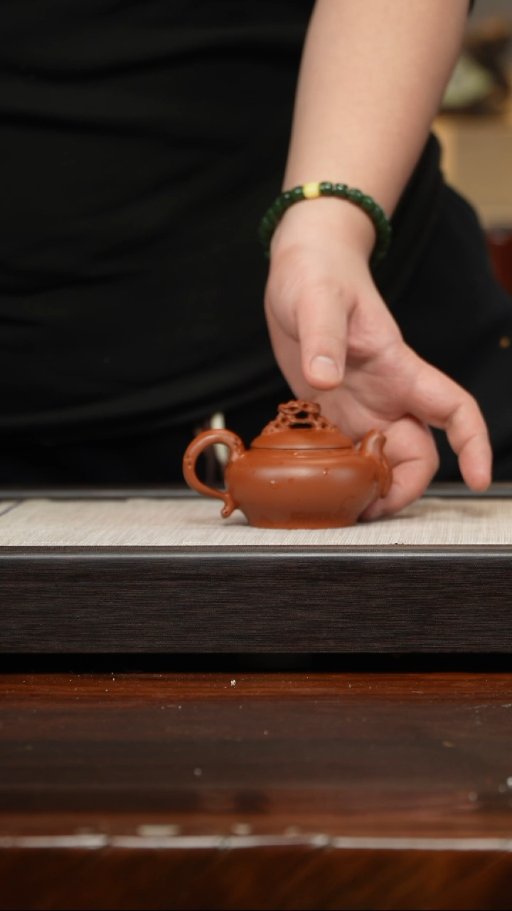 【闪购商品】紫砂茶壶朱泥云根壶