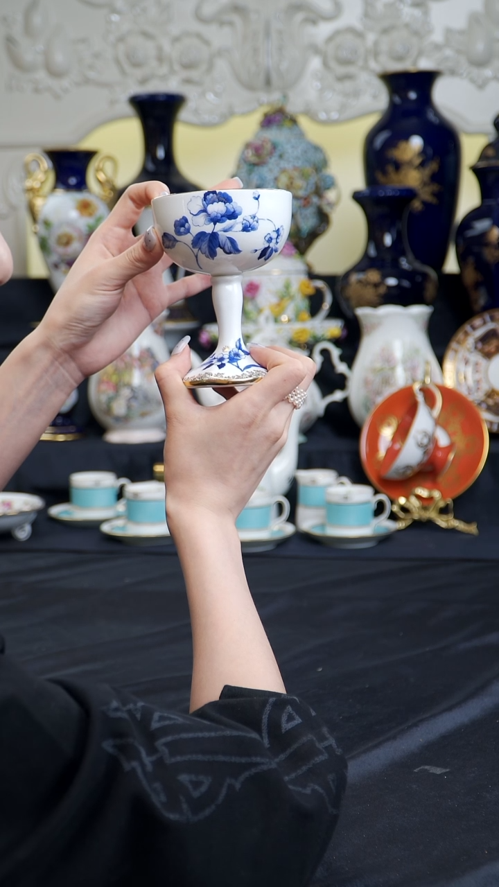 骨瓷婷婷中古器物如图所示97