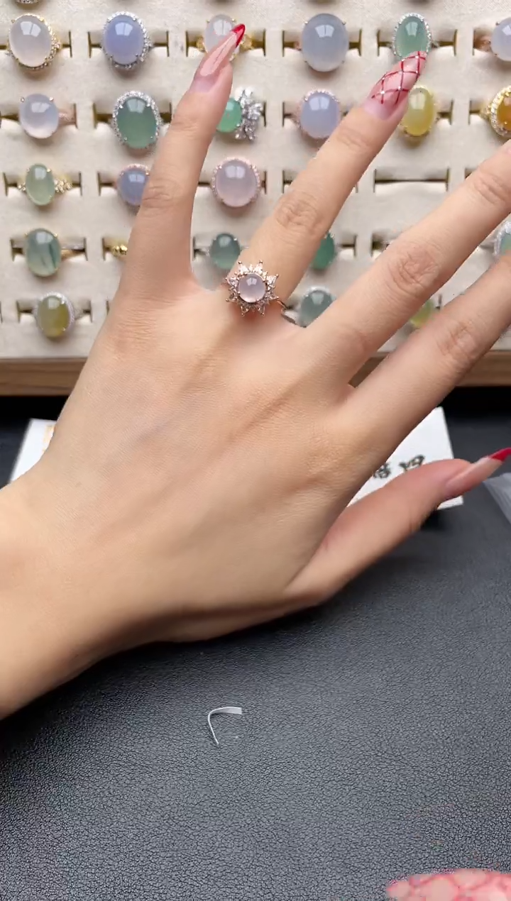 【闪购商品】翡翠戒指银S925镶嵌一物一证一礼盒