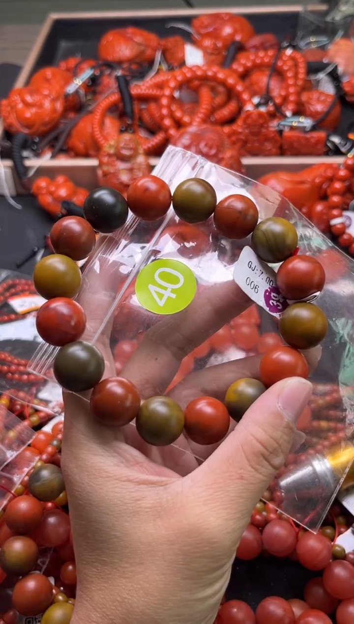 【闪购商品】南红玛瑙未镶嵌珠宝奇石40-15+