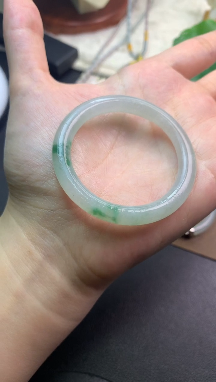未镶嵌定制翡翠毛货