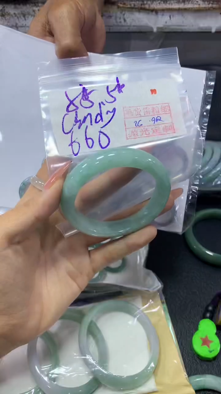 未镶嵌定制翡翠c***y8毛货需精细抛光定制+多样性发1+660