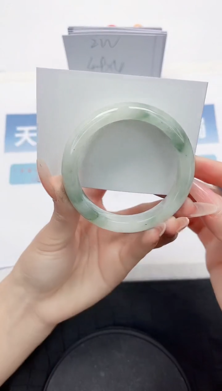 【闪购商品】石英质玉手镯未镶嵌G260-56