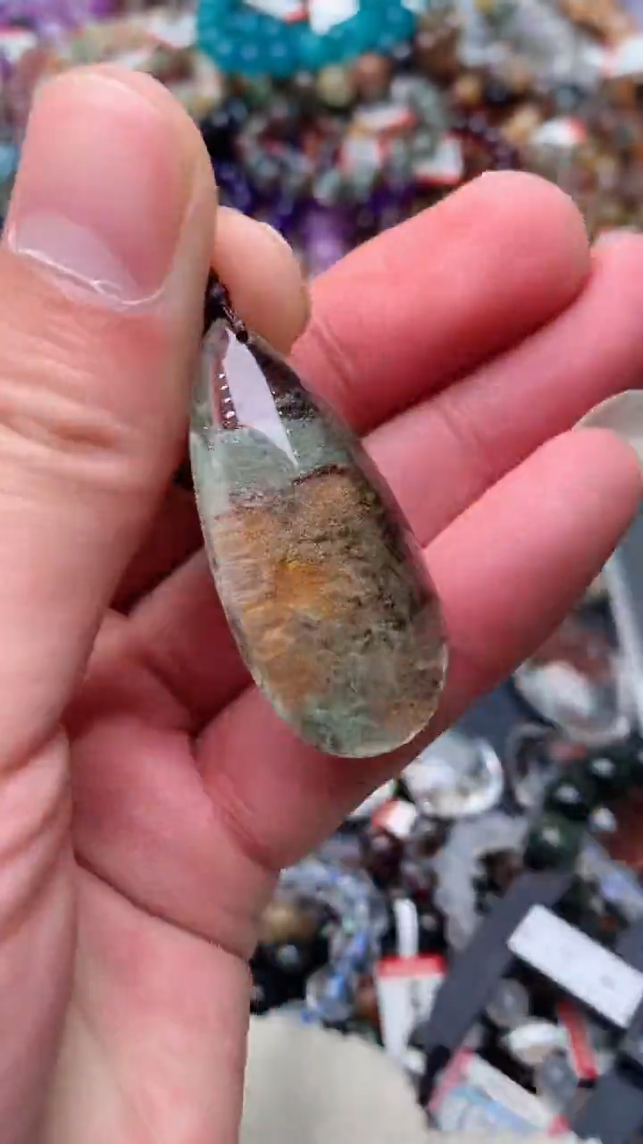 【闪购商品】水晶吊坠(赠链)未镶嵌22