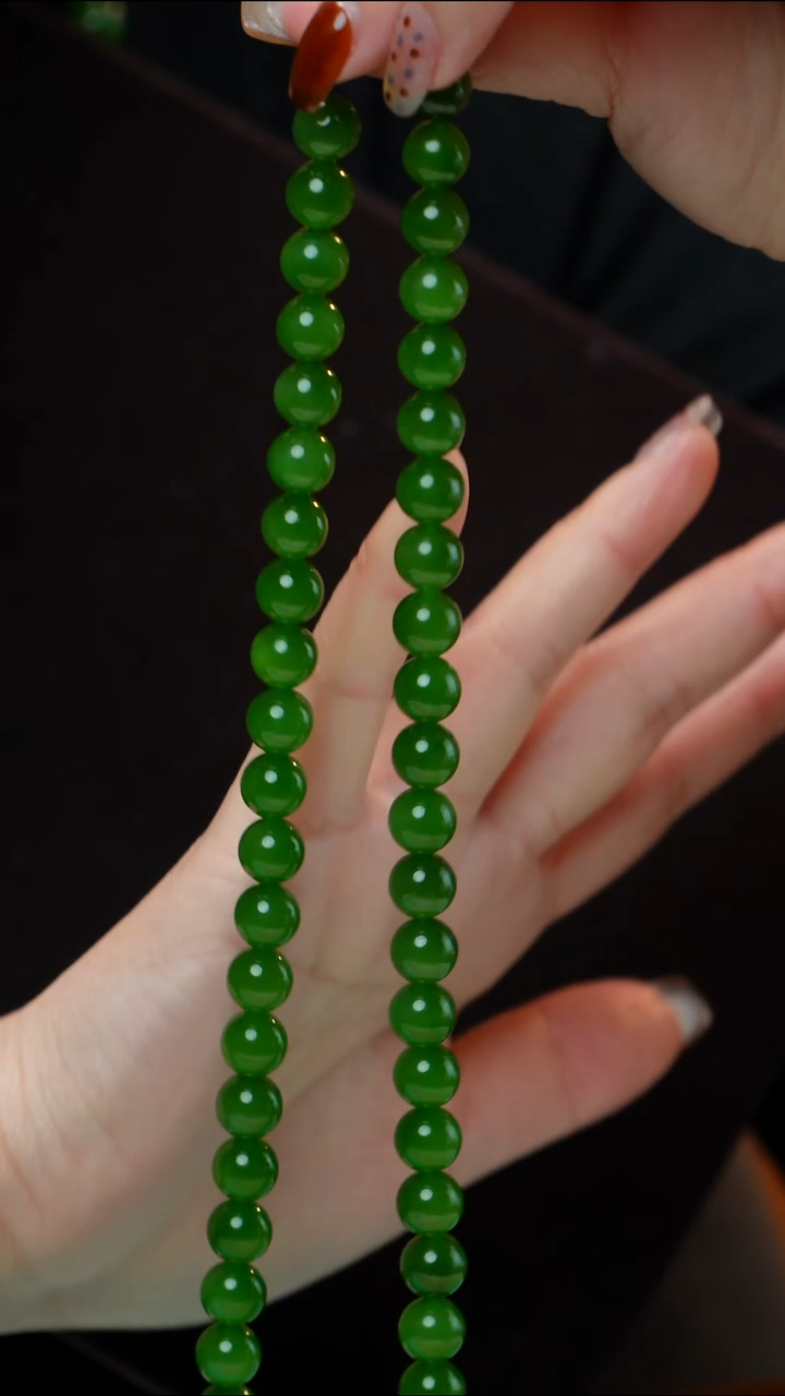 项链未镶嵌和田玉（碧玉）碧玉项链9-10mm 多样性发其一