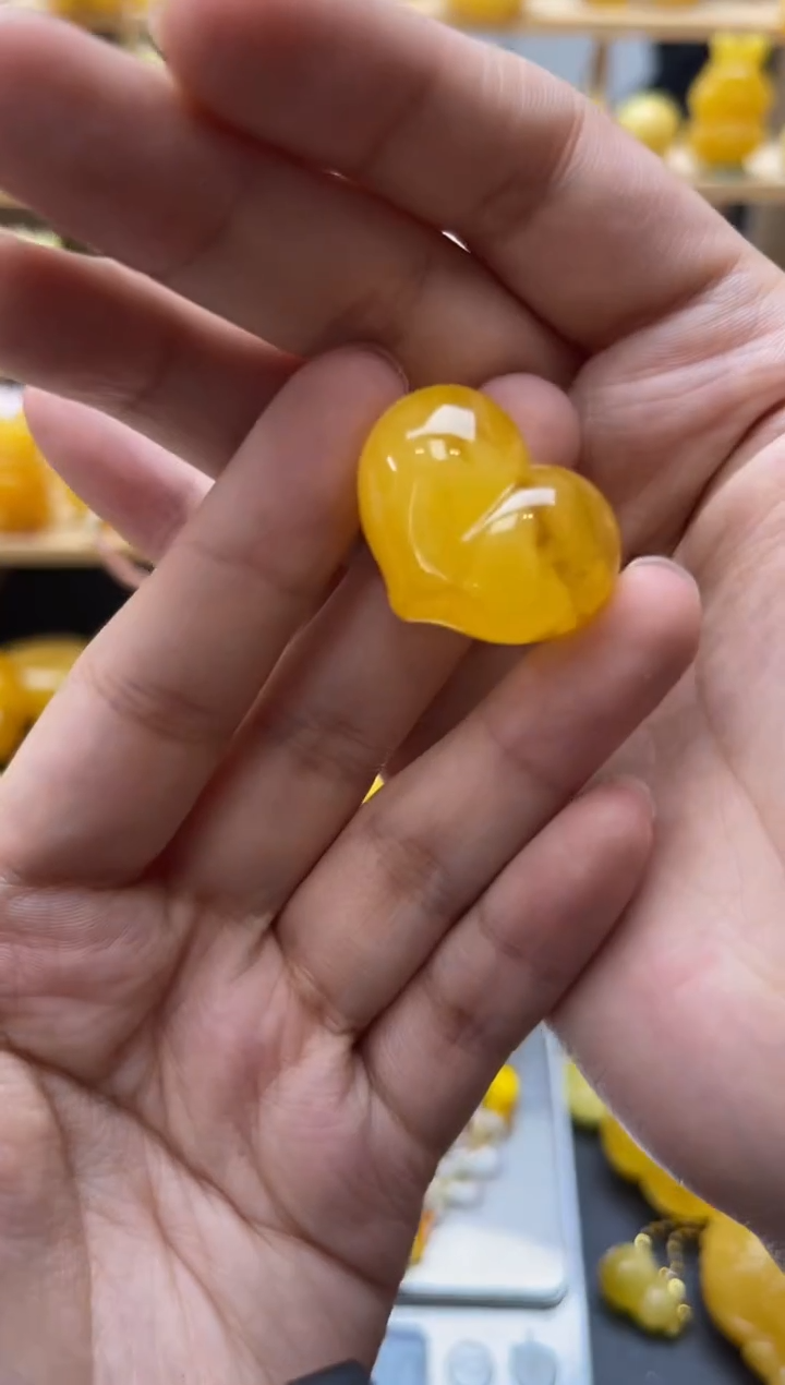 琥珀未镶嵌珠宝奇石139琥珀蜜蜡微瑕