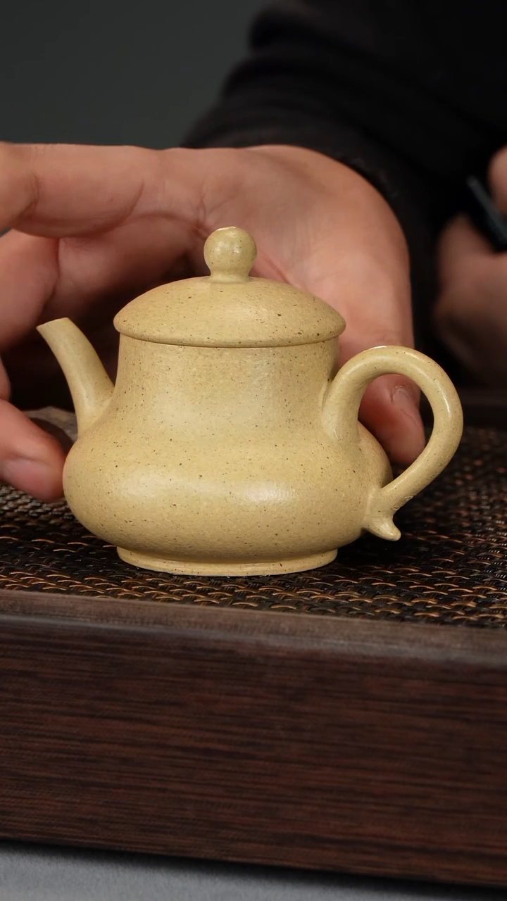 【闪购商品】古思婷 本山绿（193号）