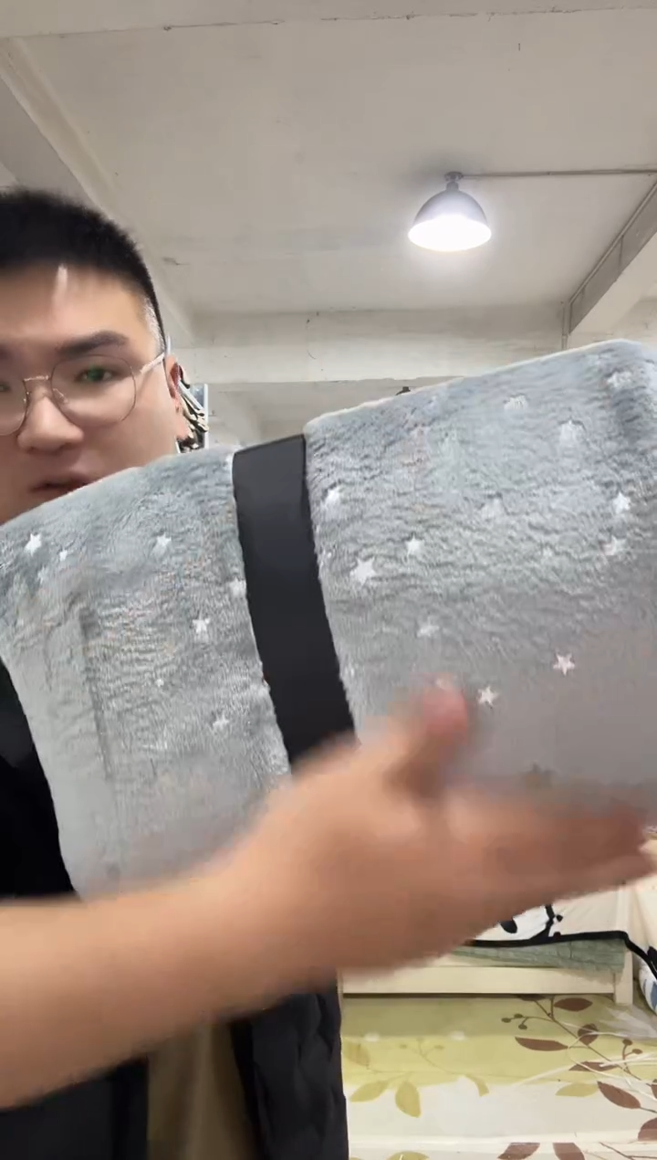 兔毛清货【1.8*2米烫银星星毯】外贸原单毛毯底价清货拼手速