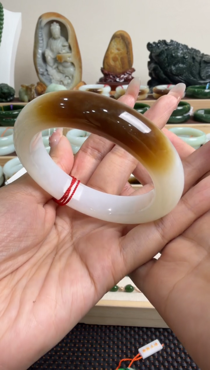 颈饰未镶嵌和田玉手镯56