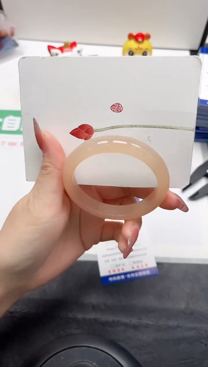 【闪购商品】石英质玉手镯未镶嵌283-55.5