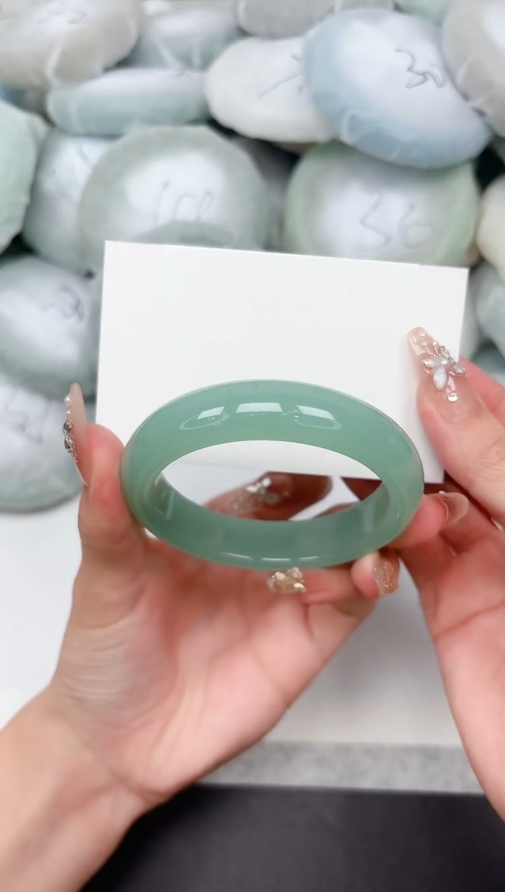 石英质玉手镯未镶嵌354-54.4