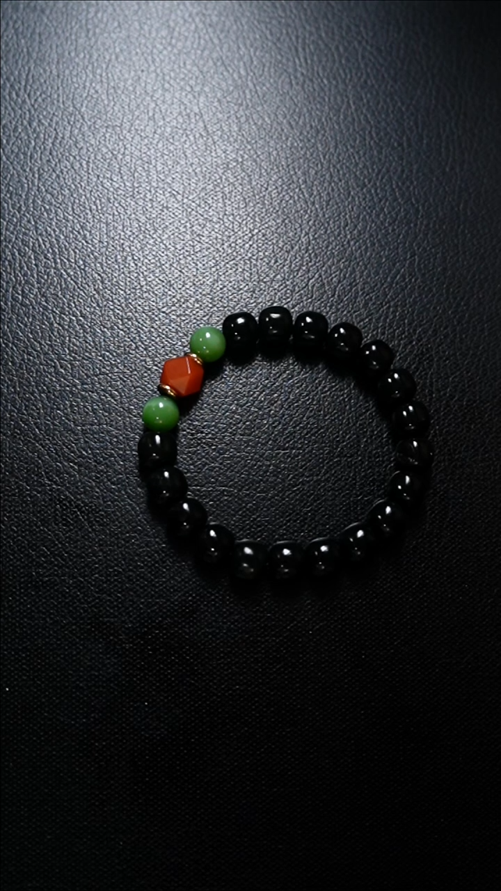 【闪购商品】和田玉颈饰未镶嵌手串