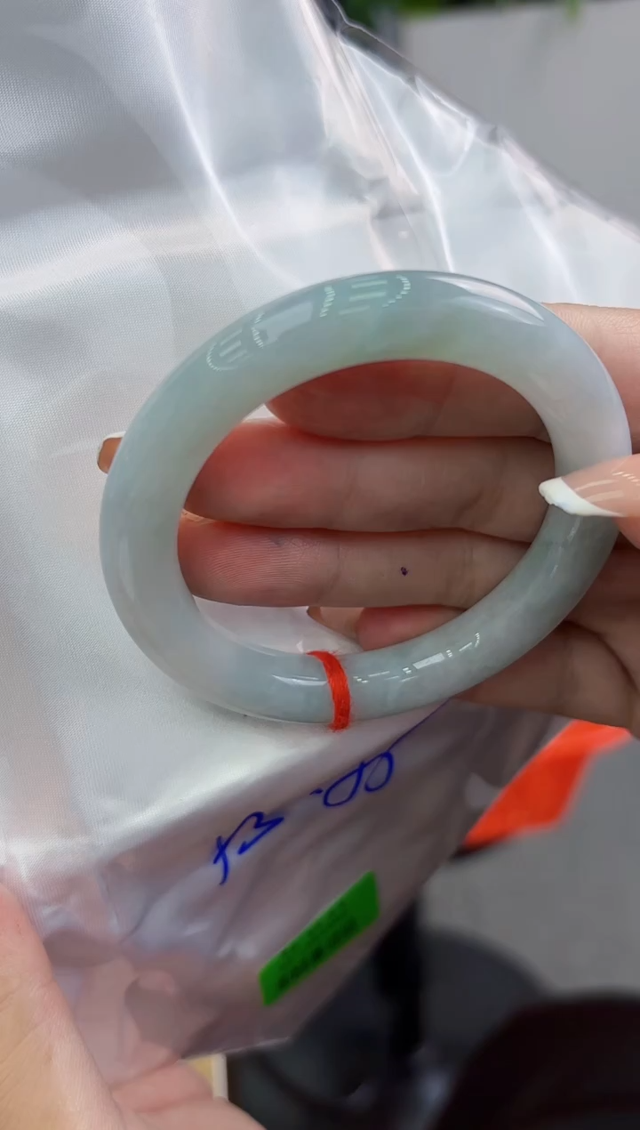 【闪购商品】翡翠手镯未镶嵌翡翠手镯