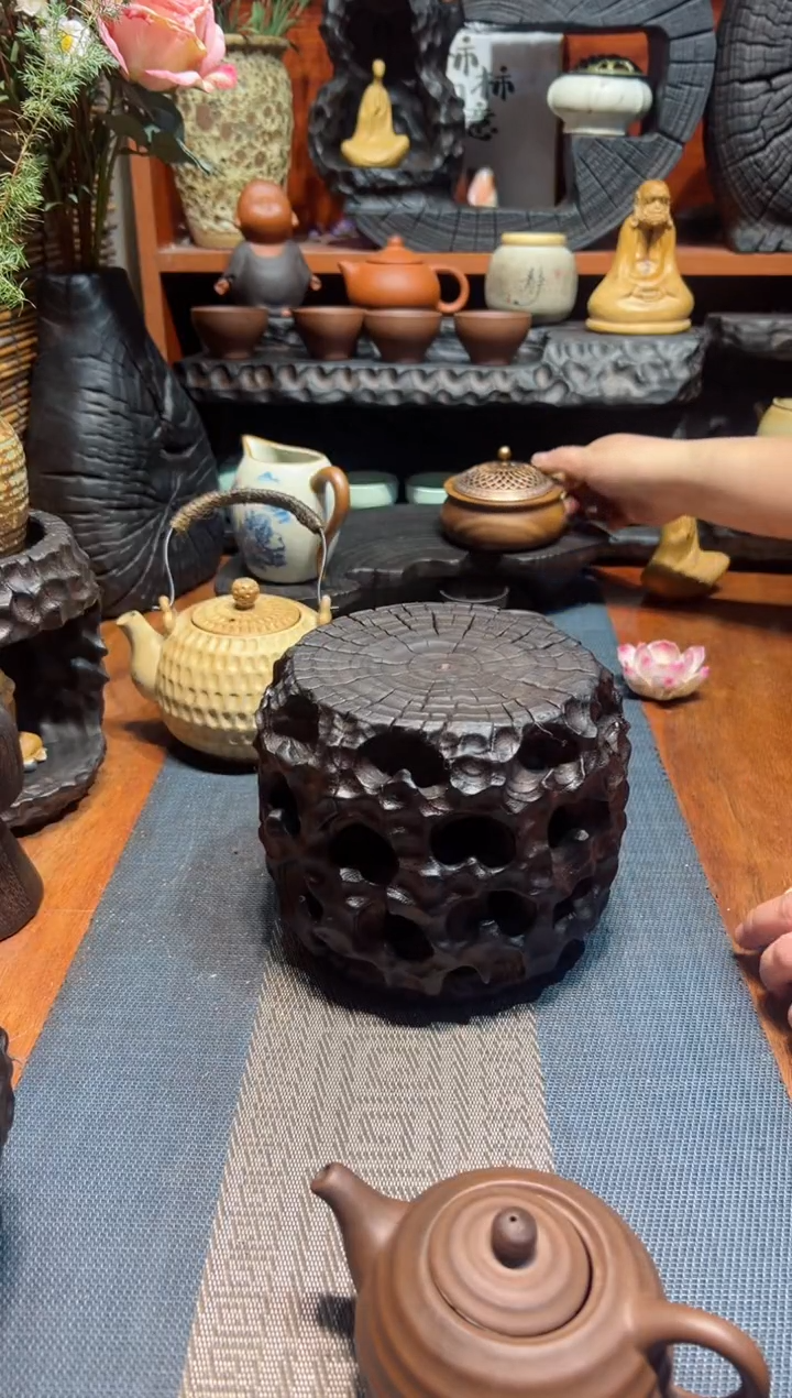 【闪购商品】香樟木木雕一物一拍