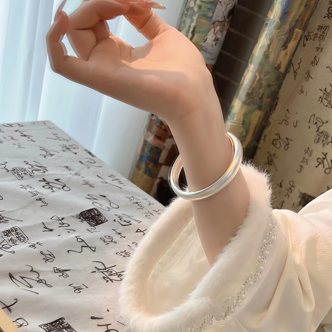 足银手镯 足银手镯 29号  贵妃磨砂心经手镯