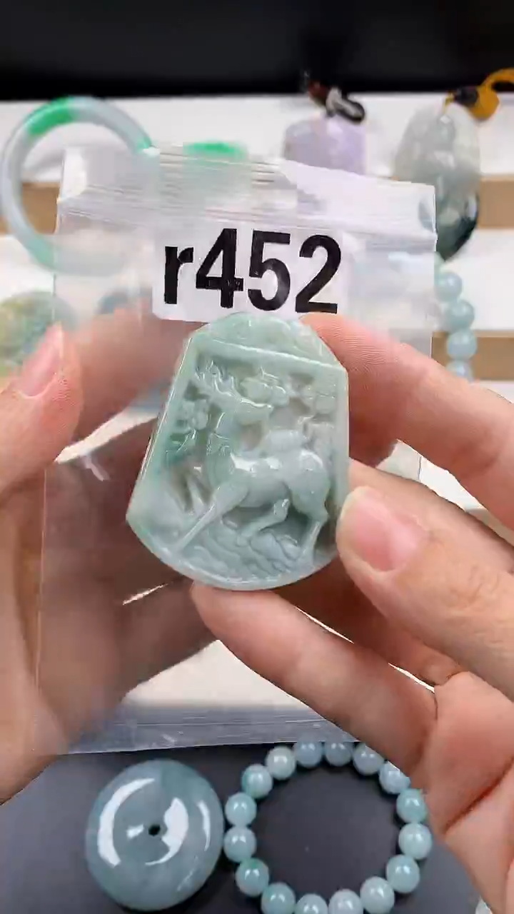 颈饰未镶嵌翡翠天然翡翠吊坠挂件