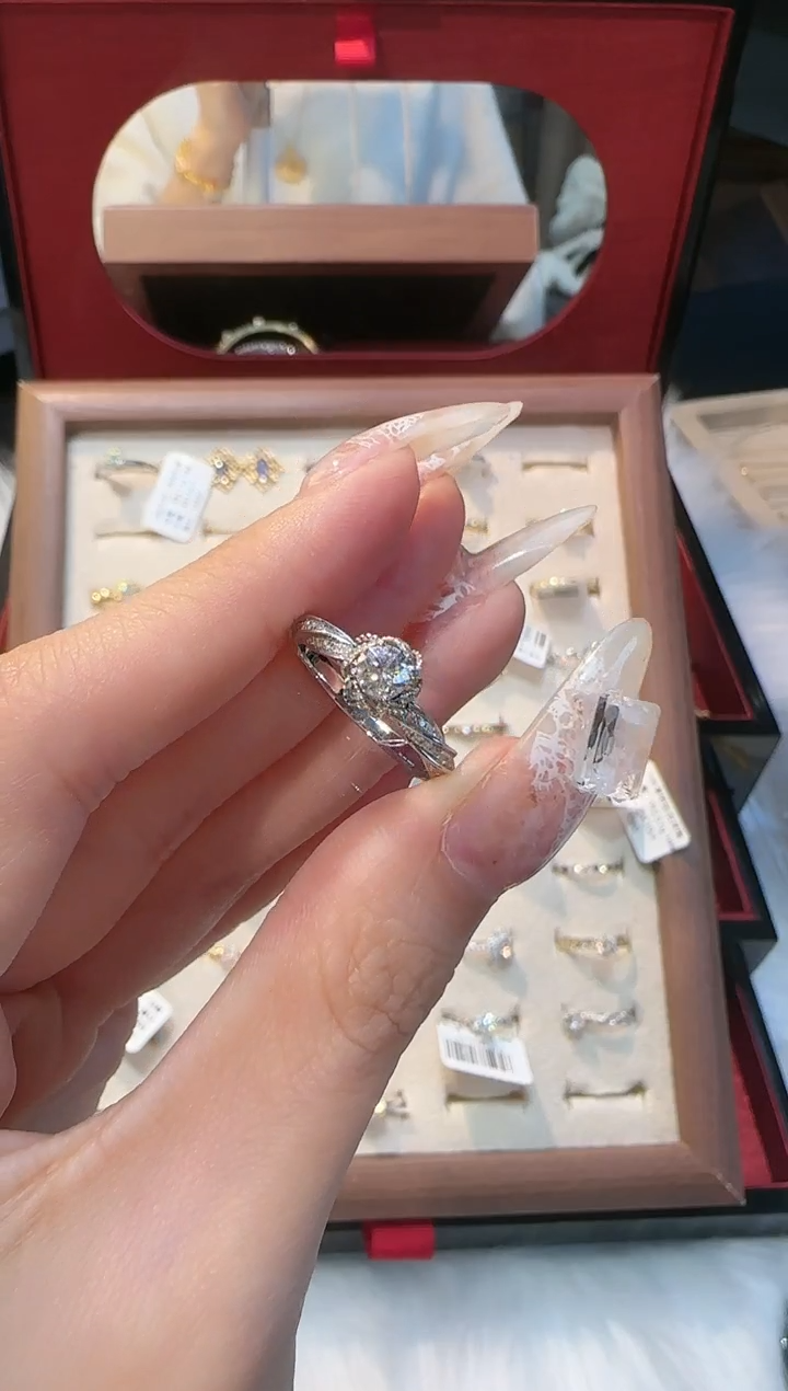 【闪购商品】钻石戒指/指环18K金镶嵌麻花钻戒12#14#16#