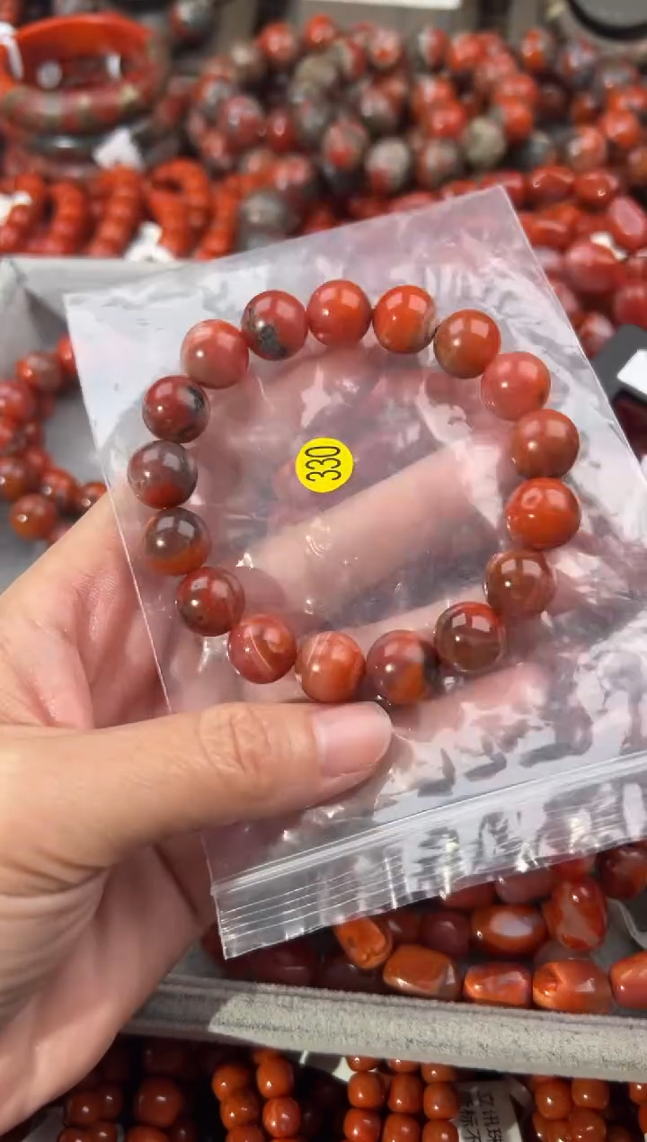 南红玛瑙手串未镶嵌12