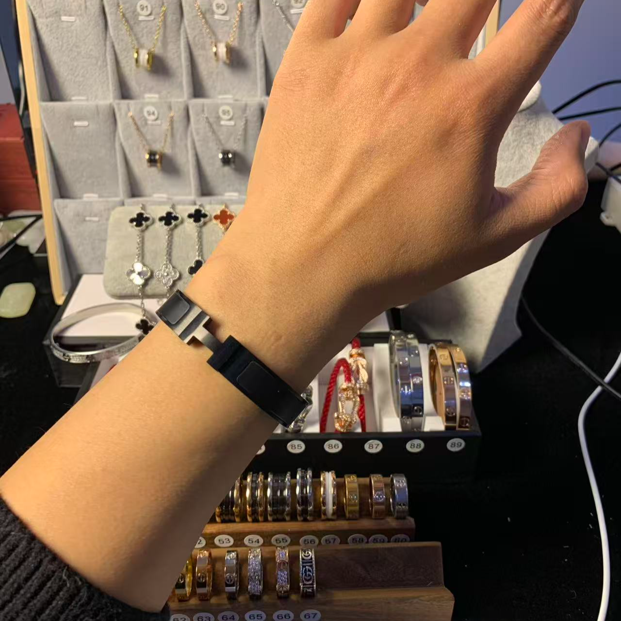 合金珐琅手镯 QRSHOUSHI 欧美潮流黑色手镯