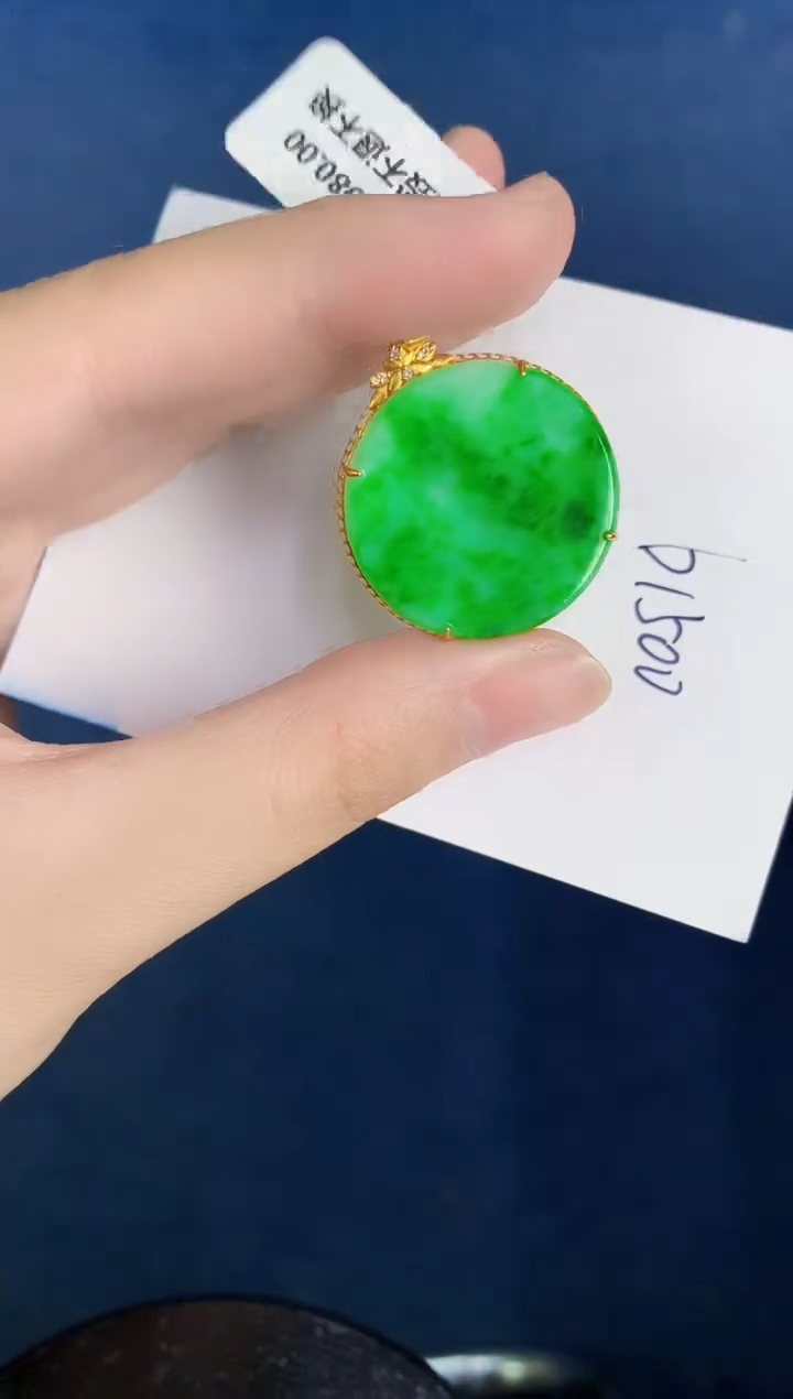 【闪购商品】翡翠颈饰18K金镶嵌000000000
