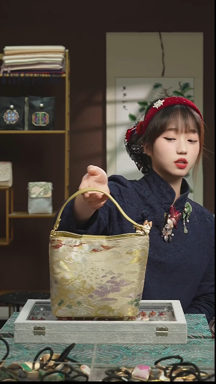 刺绣湘传礼西阵织包包