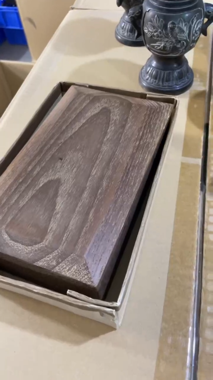 木靓**！ 靓仔！   