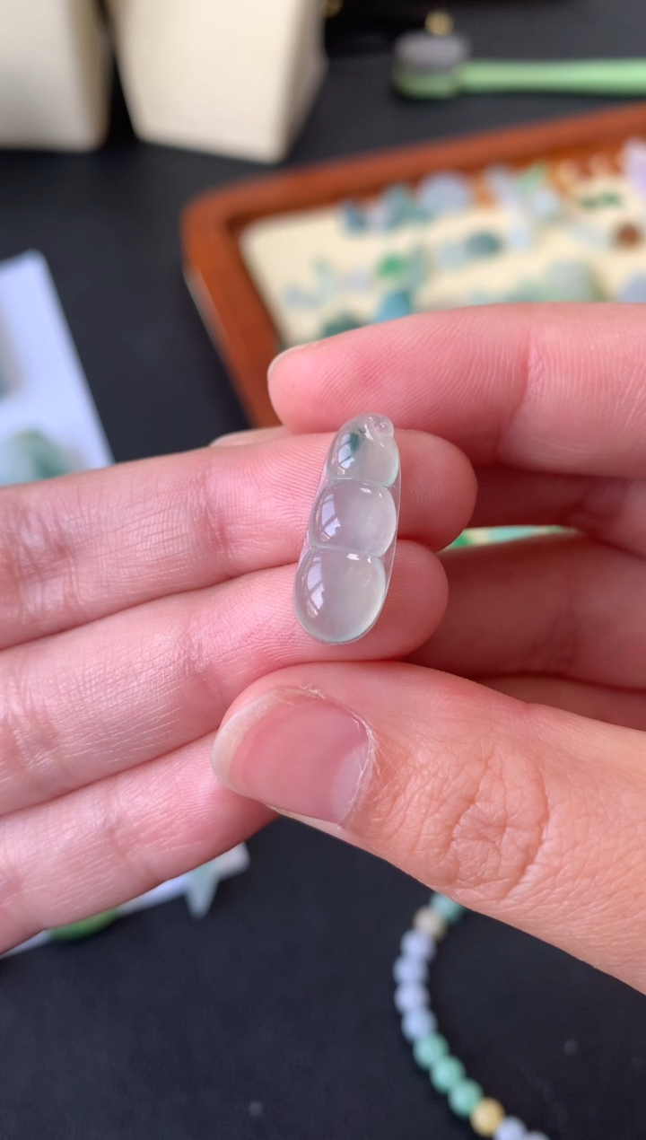 【闪购商品】定制翡翠未镶嵌翡翠