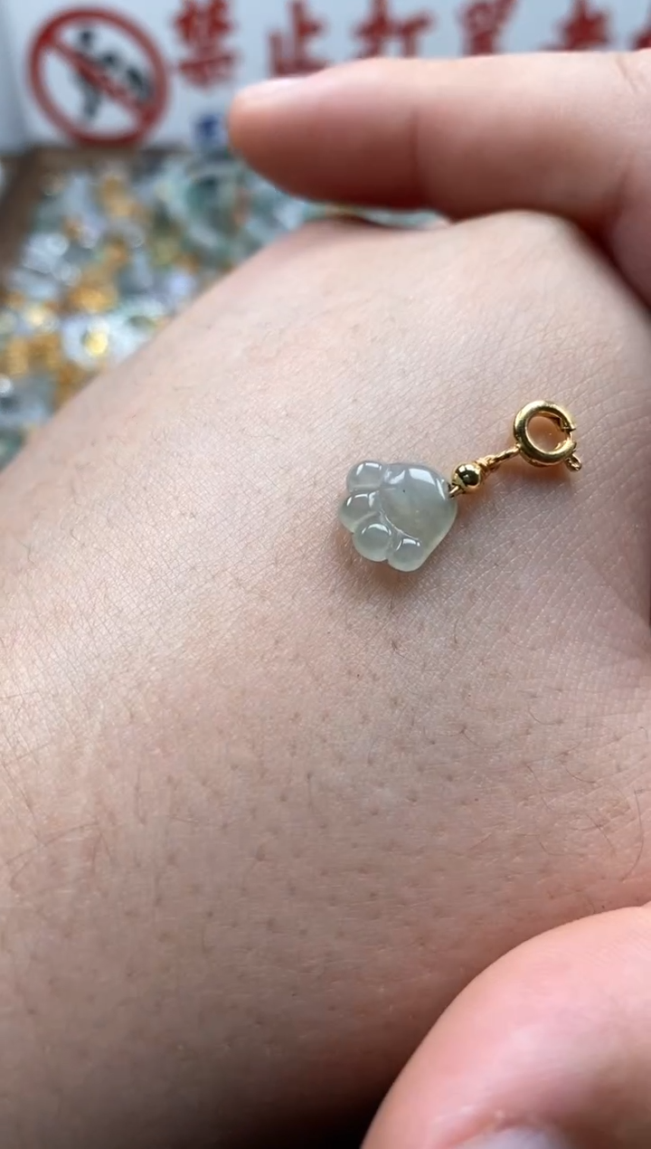 【闪购商品】翡翠颈饰未镶嵌哥哥