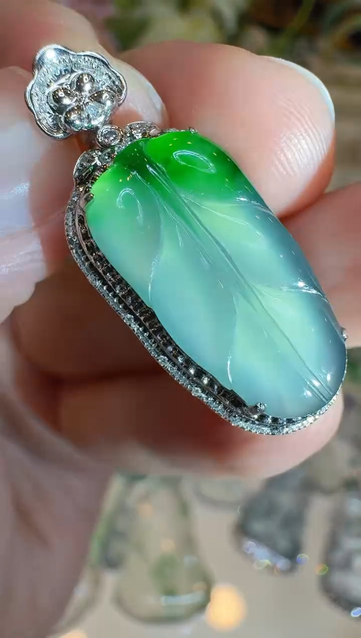 【闪购商品】翡翠吊坠(不含链)18K金镶嵌多样性团购发一件