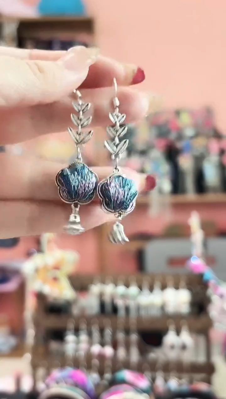 织绣艺枝独绣手工饰品210