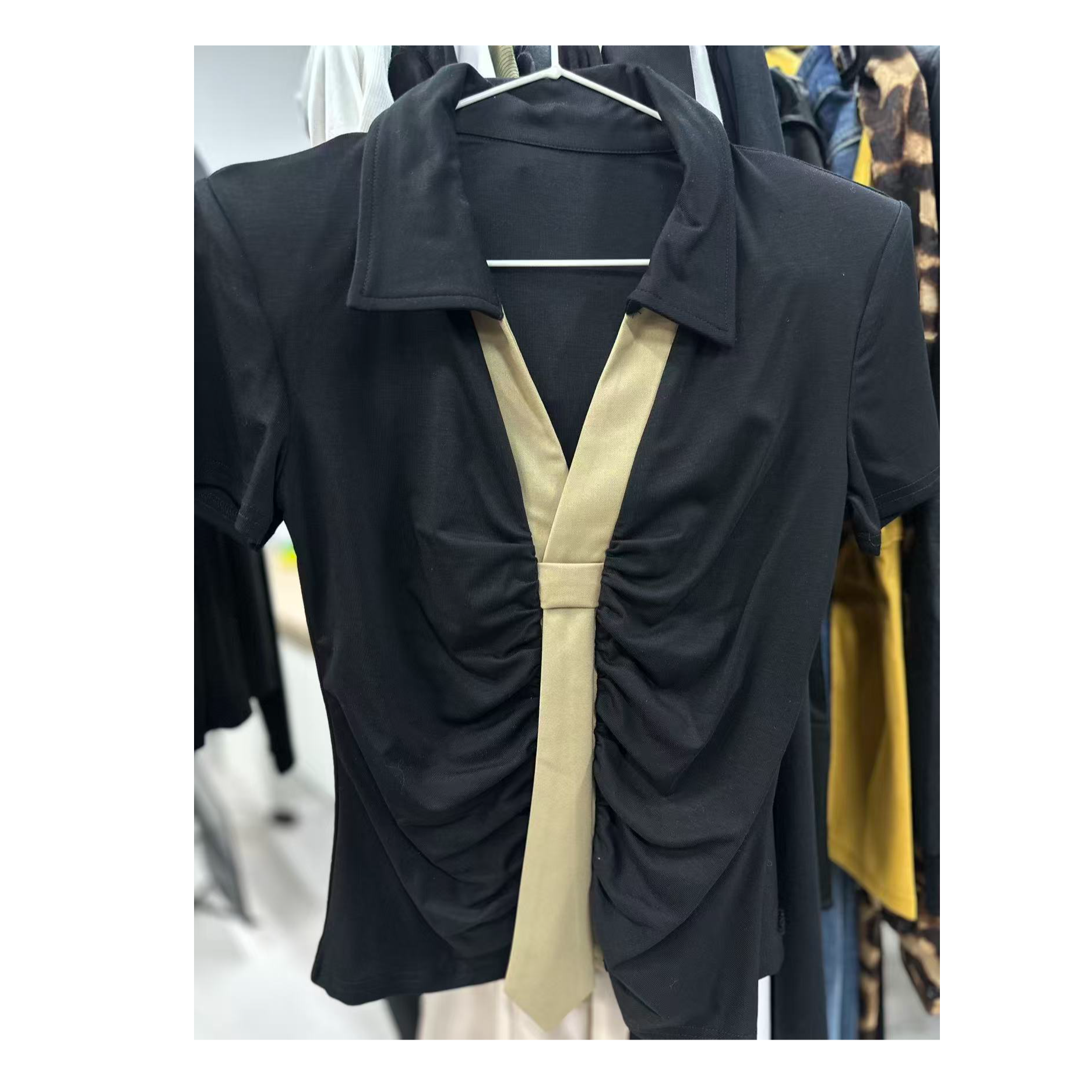 新孤品特价B46-拼接领带上衣短袖