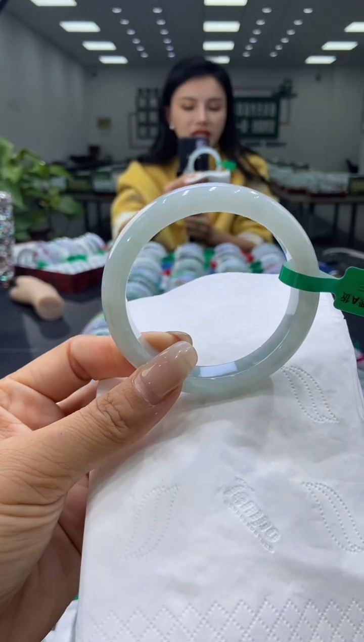 未镶嵌手镯翡翠00007539