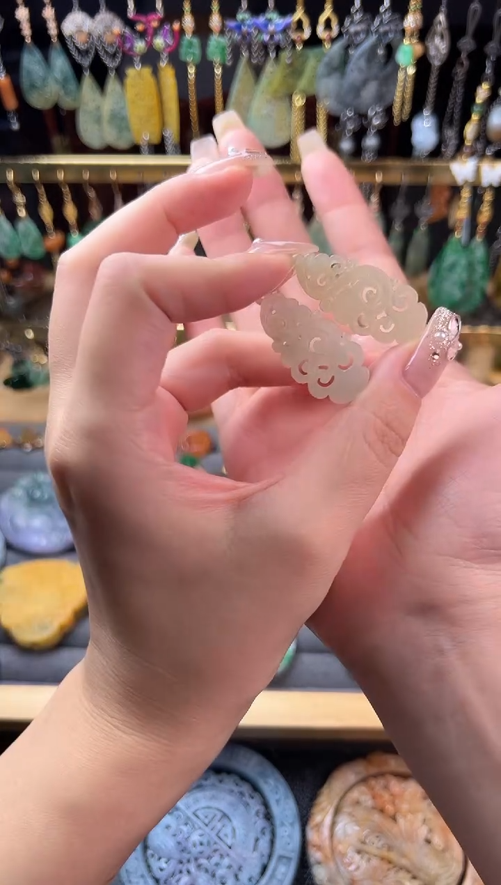 未镶嵌定制翡翠翡翠