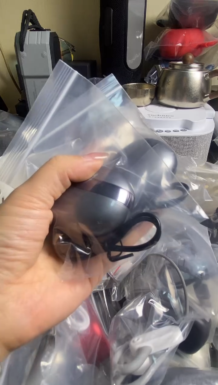 星*小博夹耳耳机