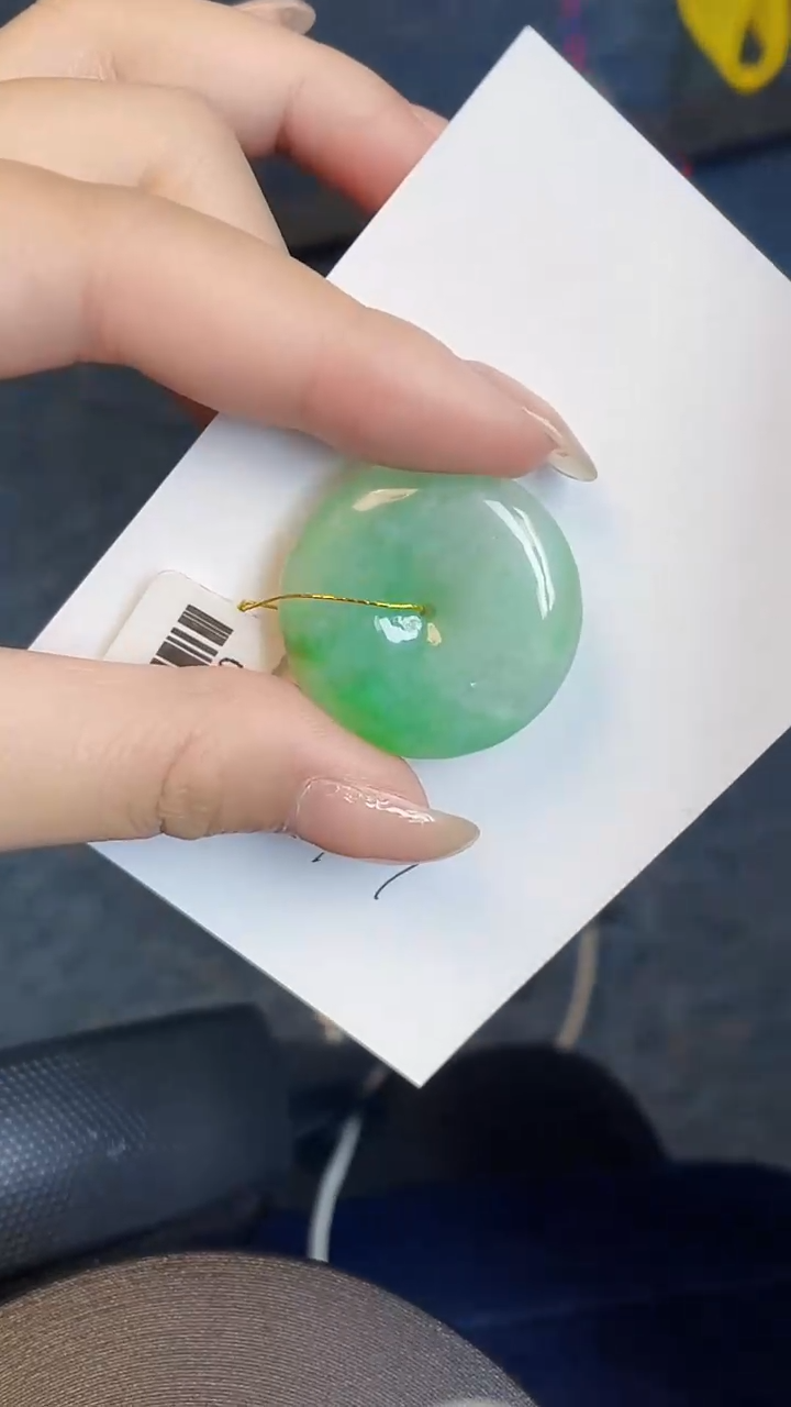 【闪购商品】翡翠颈饰未镶嵌00000000