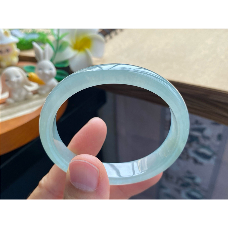 03.22批冰浅绿果冻镯2161号53.2-44.6-12.7-6.1 贵妃！天然翡翠