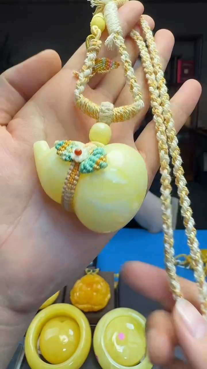 琥珀吊坠(不含链)未镶嵌天然保真蜜蜡葫芦套装（送绳子）