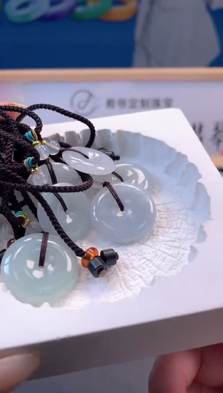 吊坠(不含链)未镶嵌翡翠W356-25061105A多样性发一