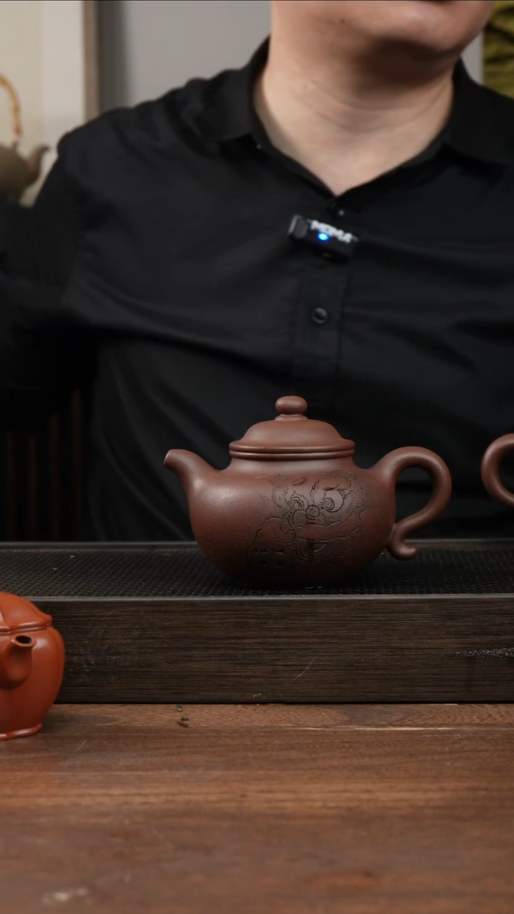 茶杯紫砂紫泥大亨莲子    刻绘   270CC 