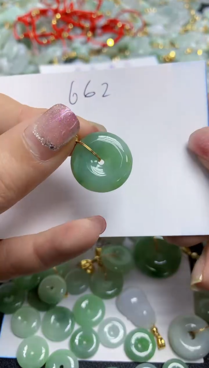 【闪购商品】翡翠颈饰合金天然翡翠A货