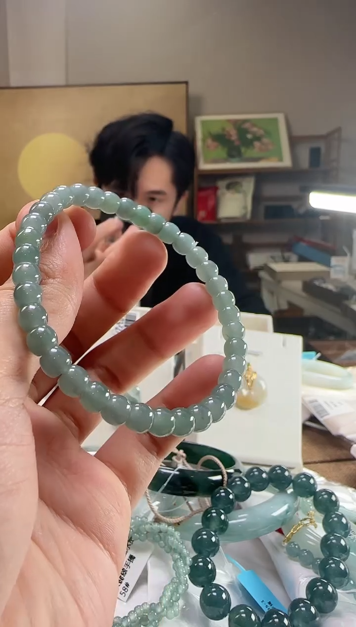 【闪购商品】翡翠手串未镶嵌翡翠手串