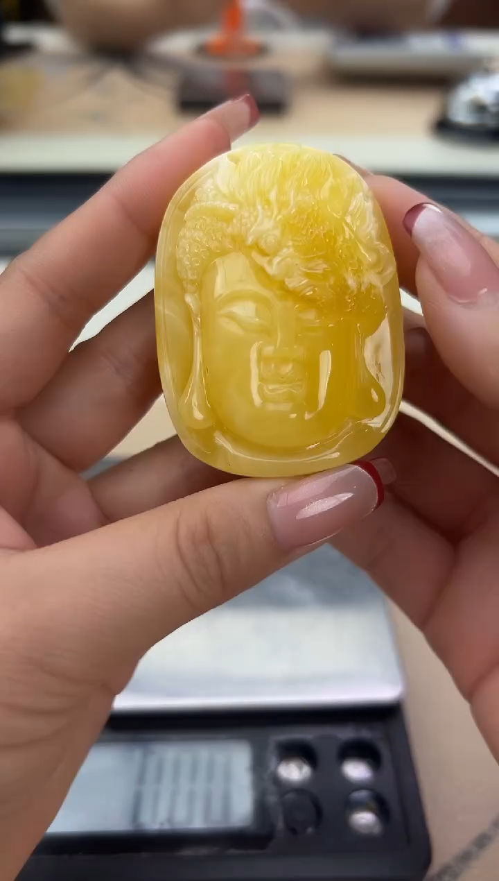 【闪购商品】琥珀裸石未镶嵌蜜蜡吊坠