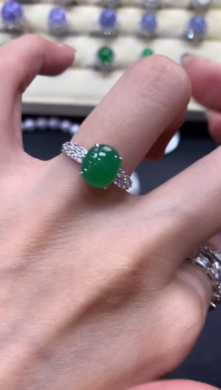 【闪购商品】翡翠戒指18K金镶嵌a80      