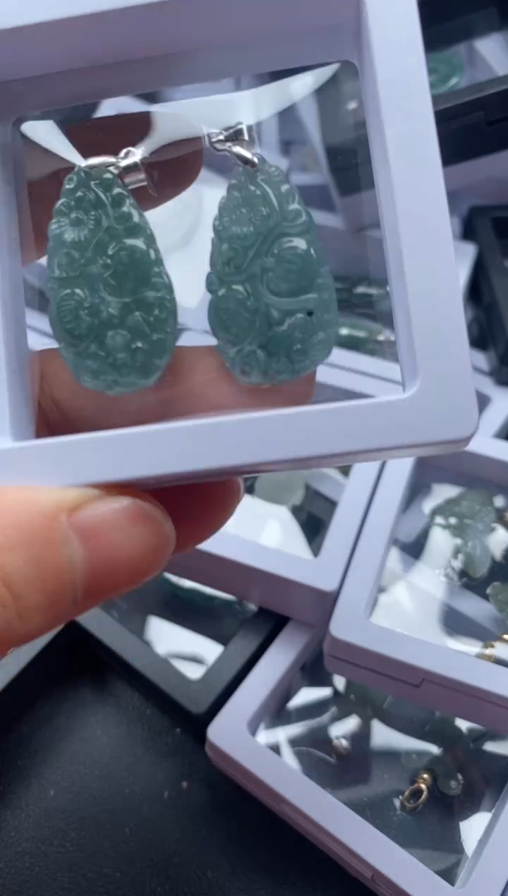 【闪购商品】翡翠吊坠(不含链)未镶嵌38908