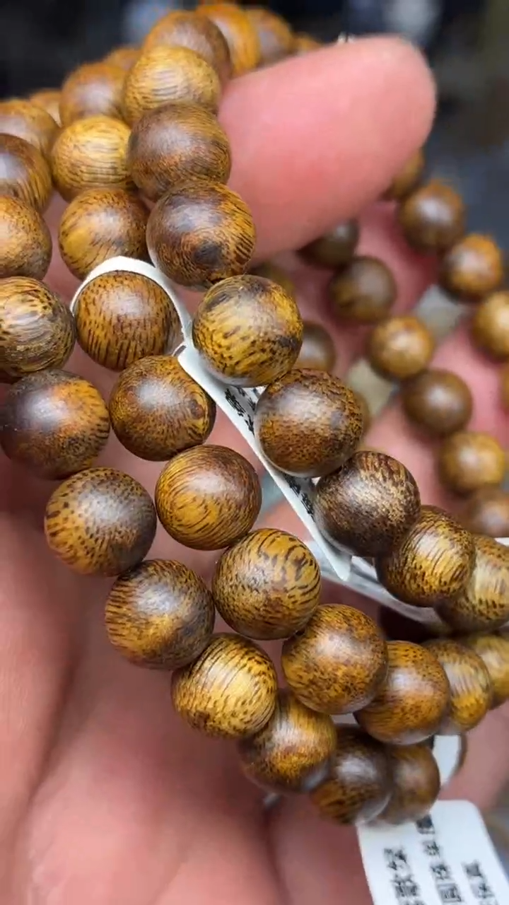 沉香手串海南莺歌绿圆珠单圈0.9+多样性发其一